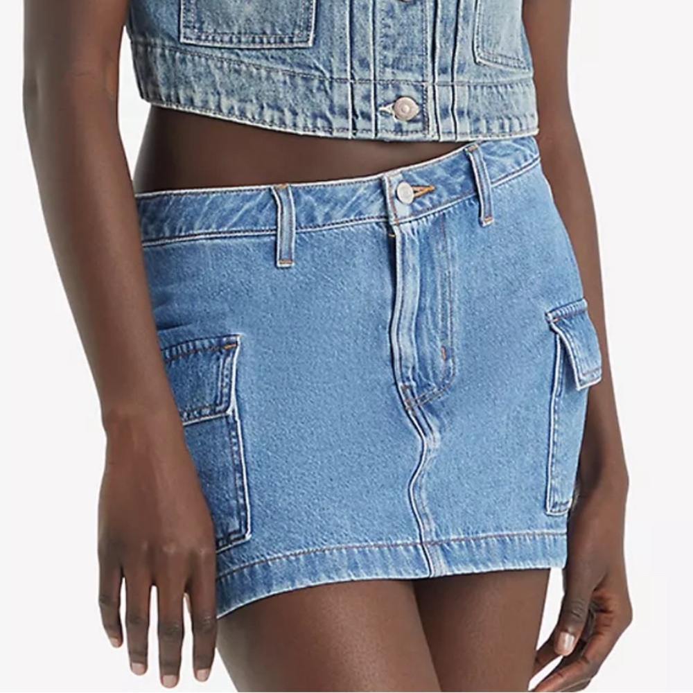 Levi’s ‘94 Denim Cargo Skirt
